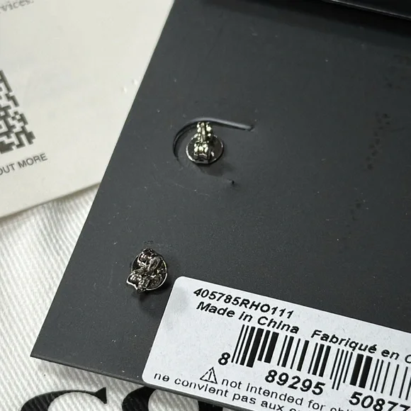 *NWT* COACH Signature Stud & Crystal Stud Earrings Set - Picture 7 of 8